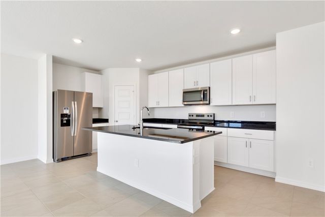 5457 Hampton Park Circle, Vero Beach, FL 32966