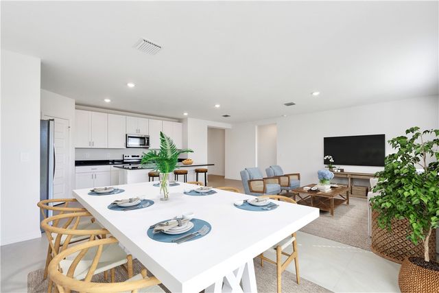 5457 Hampton Park Circle, Vero Beach, FL 32966