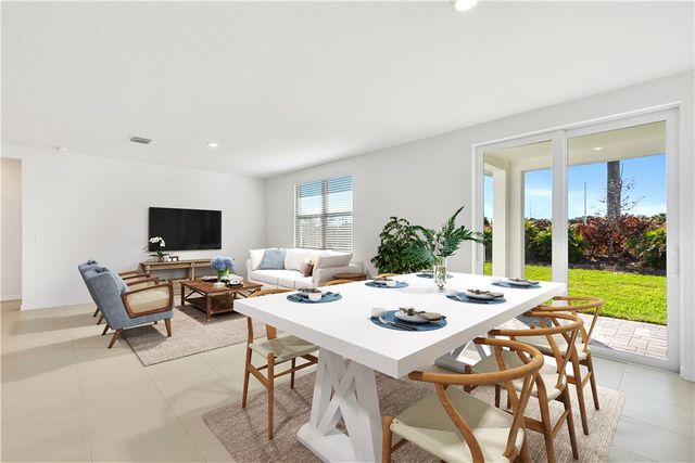 5457 Hampton Park Circle, Vero Beach, FL 32966