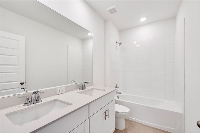 5457 Hampton Park Circle, Vero Beach, FL 32966