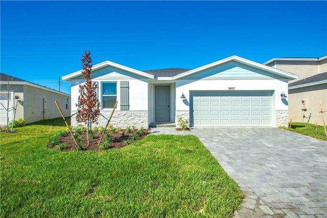 5457 Hampton Park Circle, Vero Beach, FL 32966