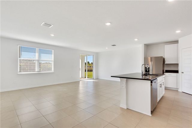 5457 Hampton Park Circle, Vero Beach, FL 32966