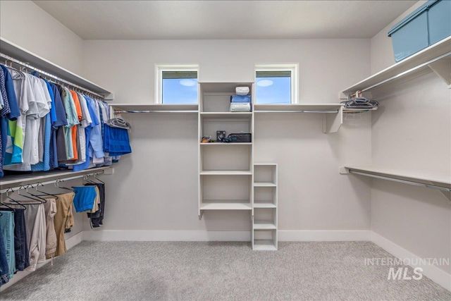 5562 S Zaivcla Ave, Meridian, ID 83642