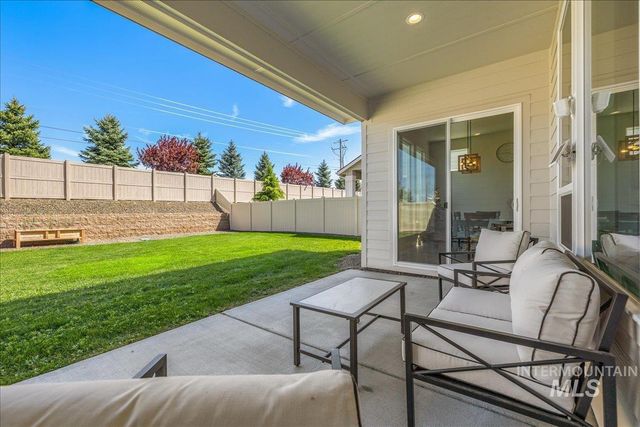 5562 S Zaivcla Ave, Meridian, ID 83642
