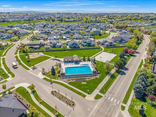 5562 S Zaivcla Ave, Meridian, ID 83642
