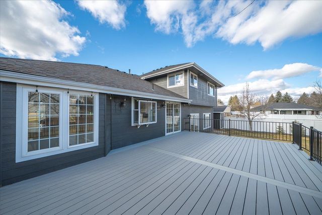 3727 S Bates Dr, Spokane Valley, WA 99206