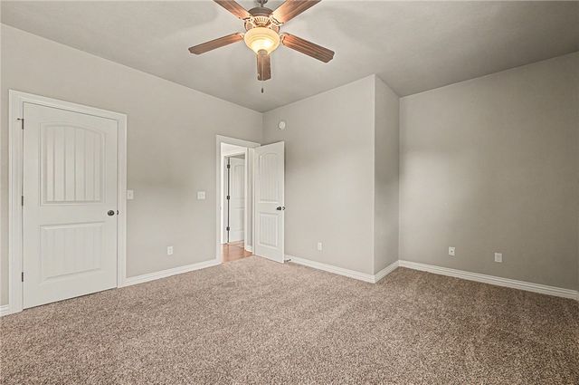 472 Wildcrest Drive, Farmington, AR 72730