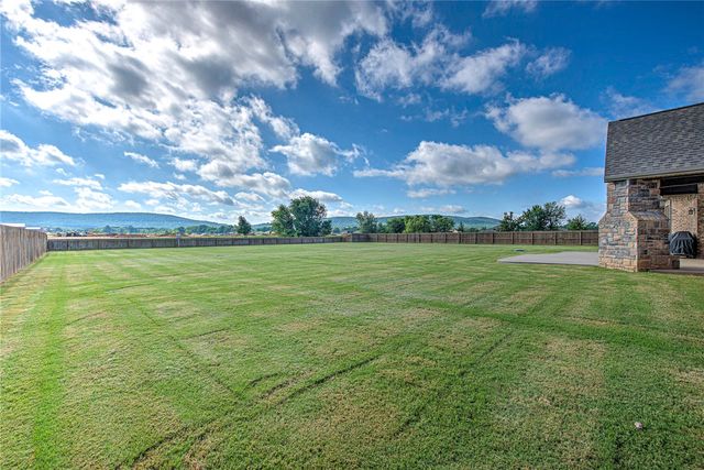 472 Wildcrest Drive, Farmington, AR 72730