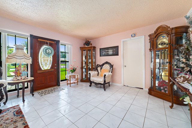 4460 NW 3rd Place, Plantation, FL 33317