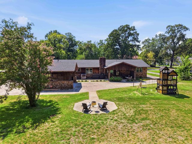 1826 Caldwell Street, Conway, AR 72034