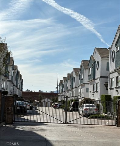 9301 Shirley Avenue 28, Northridge, CA 91324