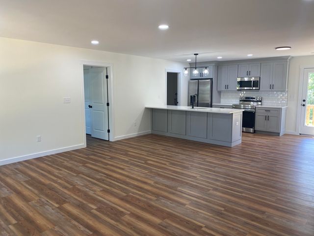 2015 Oak Street, Signal Mountain, TN 37377