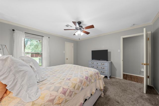 9920 Sandalwood Drive, Woodway, TX 76712
