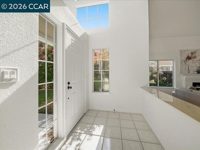 209 Walnut Creek Ct, Danville, CA 94506