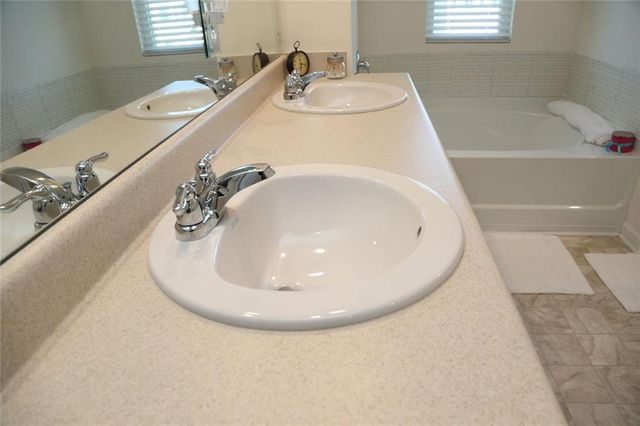 2106 Waycross Lane, Dacula, GA 30019