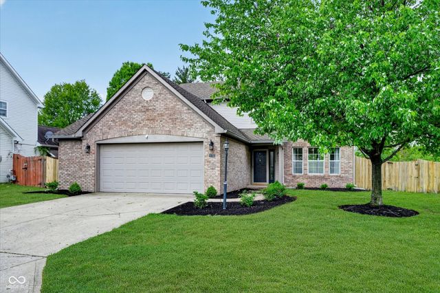 1450 Preston Court, Greenwood, IN 46143