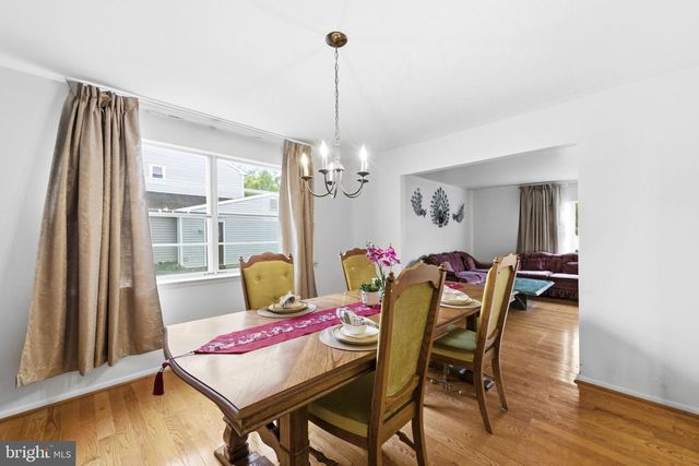 1661 BLUE JAY LN, Cherry Hill, NJ 08003