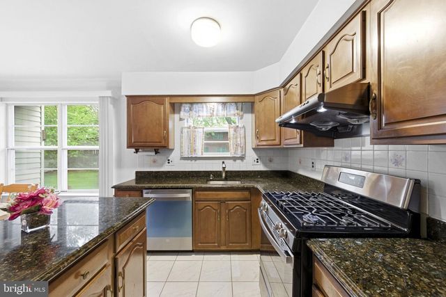 1661 BLUE JAY LN, Cherry Hill, NJ 08003