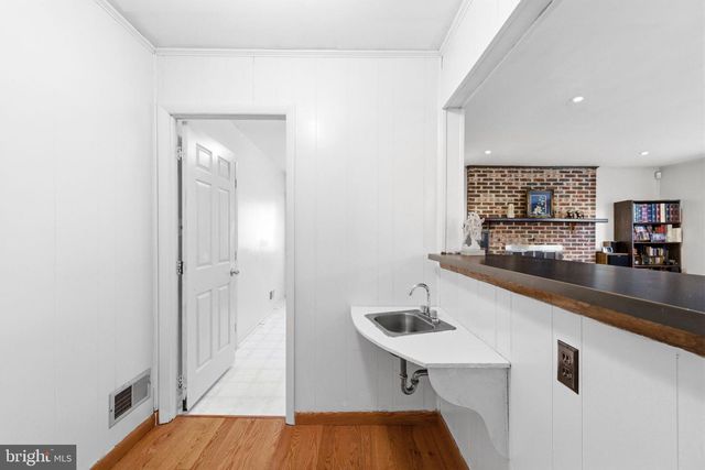 1661 BLUE JAY LN, Cherry Hill, NJ 08003