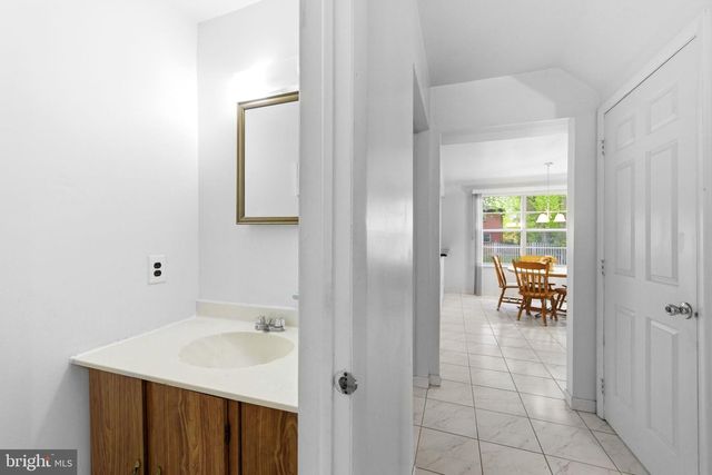 1661 BLUE JAY LN, Cherry Hill, NJ 08003