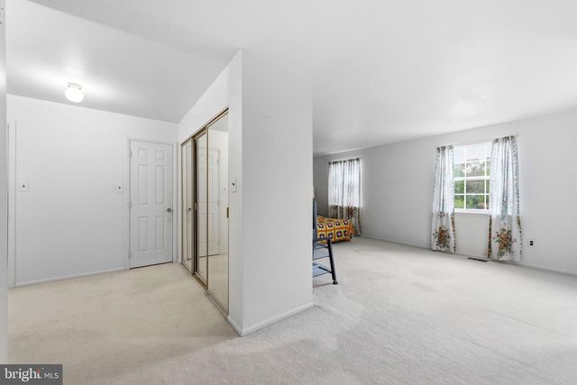 1661 BLUE JAY LN, Cherry Hill, NJ 08003