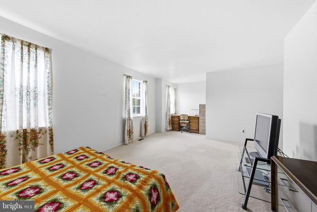 1661 BLUE JAY LN, Cherry Hill, NJ 08003