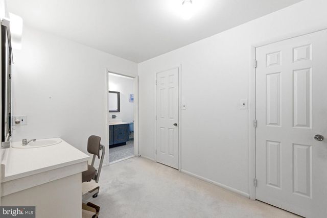 1661 BLUE JAY LN, Cherry Hill, NJ 08003