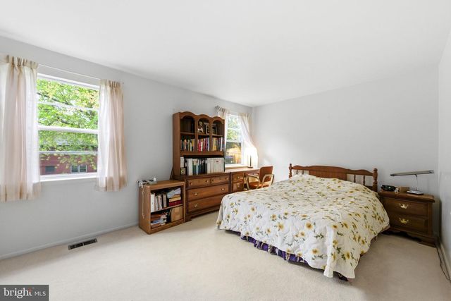 1661 BLUE JAY LN, Cherry Hill, NJ 08003