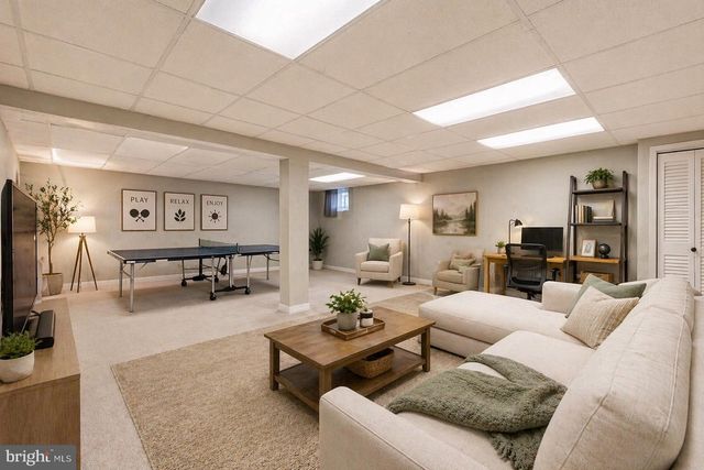 1661 BLUE JAY LN, Cherry Hill, NJ 08003