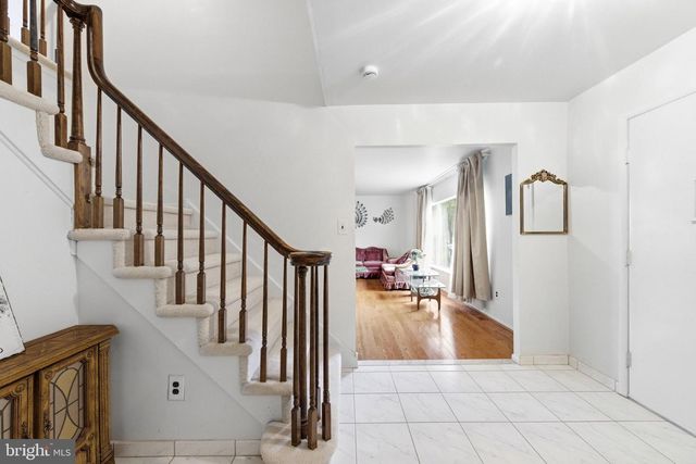 1661 BLUE JAY LN, Cherry Hill, NJ 08003