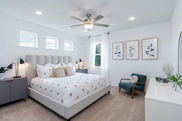 308 Stinchcomb RD, Hutto, TX 78634