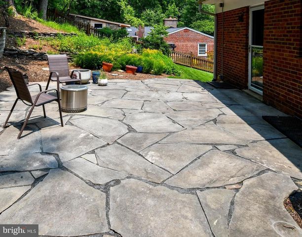 5812 PIEDMONT DR, Alexandria, VA 22310