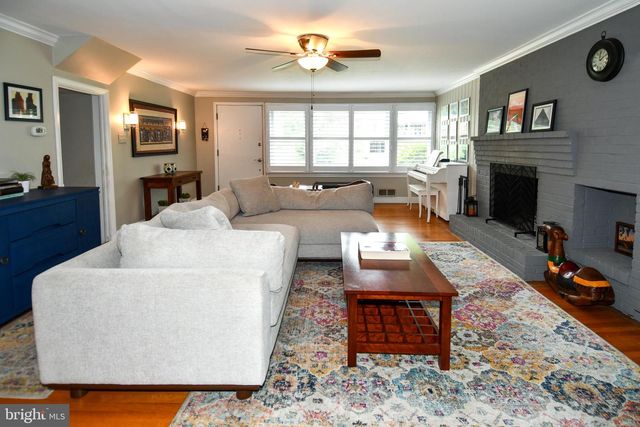 5812 PIEDMONT DR, Alexandria, VA 22310