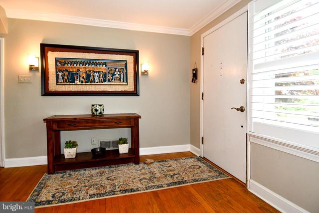 5812 PIEDMONT DR, Alexandria, VA 22310