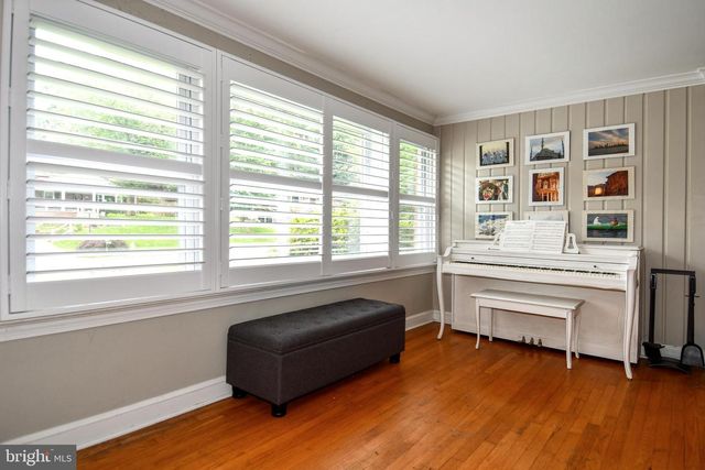 5812 PIEDMONT DR, Alexandria, VA 22310