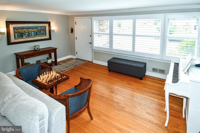 5812 PIEDMONT DR, Alexandria, VA 22310