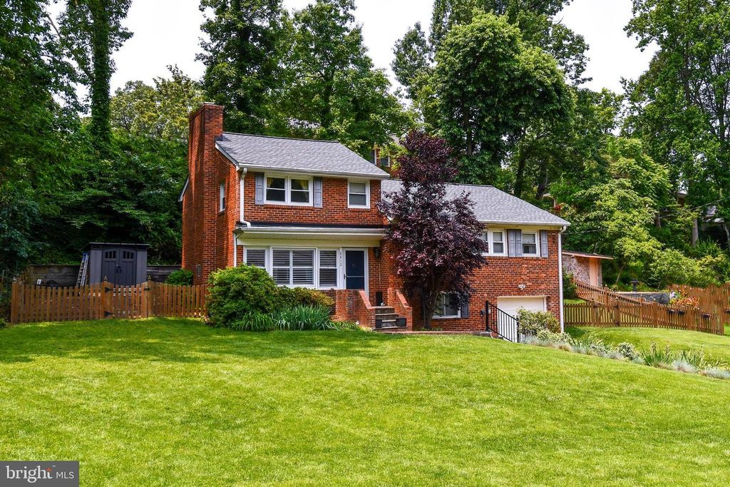 5812 PIEDMONT DR, Alexandria, VA 22310