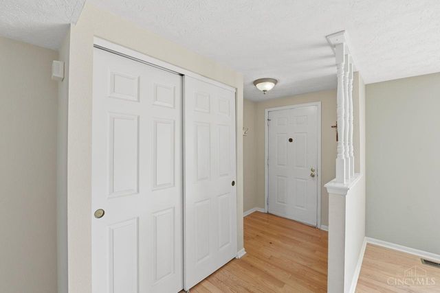 955 Woodlyn Drive N, Anderson Twp, OH 45230
