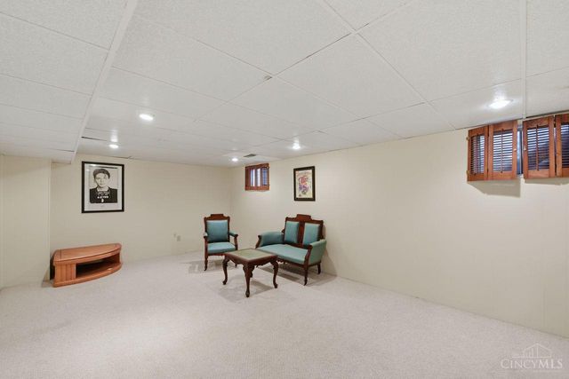 955 Woodlyn Drive N, Anderson Twp, OH 45230