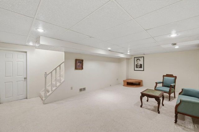 955 Woodlyn Drive N, Anderson Twp, OH 45230