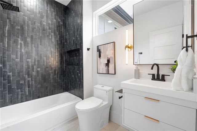 2454 Caladium Drive NE, Atlanta, GA 30345