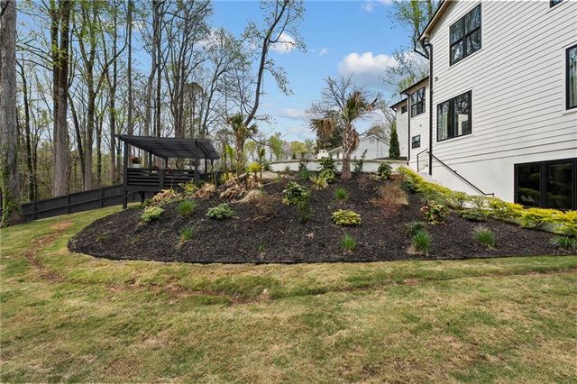 2454 Caladium Drive NE, Atlanta, GA 30345