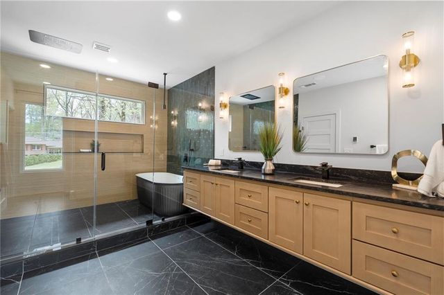 2454 Caladium Drive NE, Atlanta, GA 30345