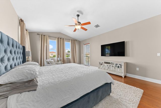 9724 Phipps Lane, Wellington, FL 33414