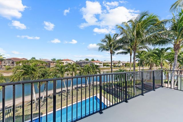 9724 Phipps Lane, Wellington, FL 33414