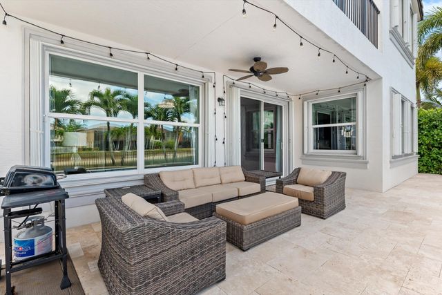 9724 Phipps Lane, Wellington, FL 33414