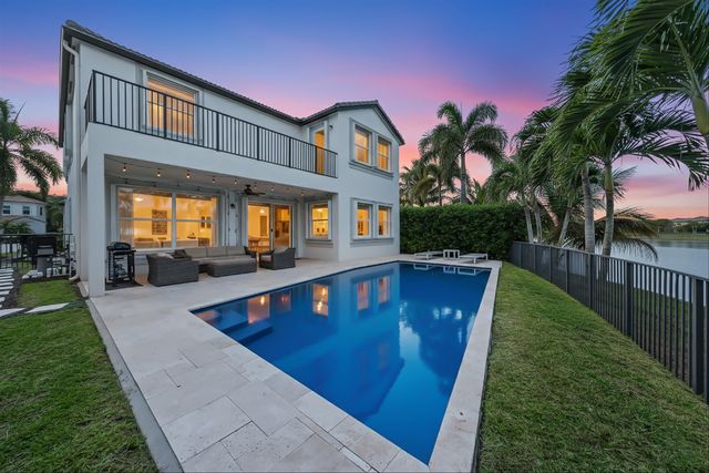 9724 Phipps Lane, Wellington, FL 33414