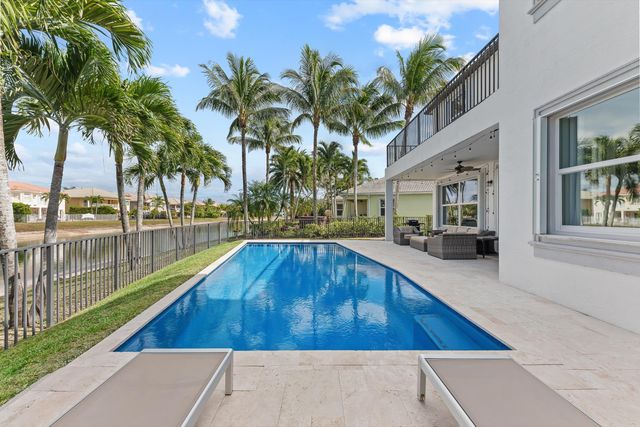 9724 Phipps Lane, Wellington, FL 33414