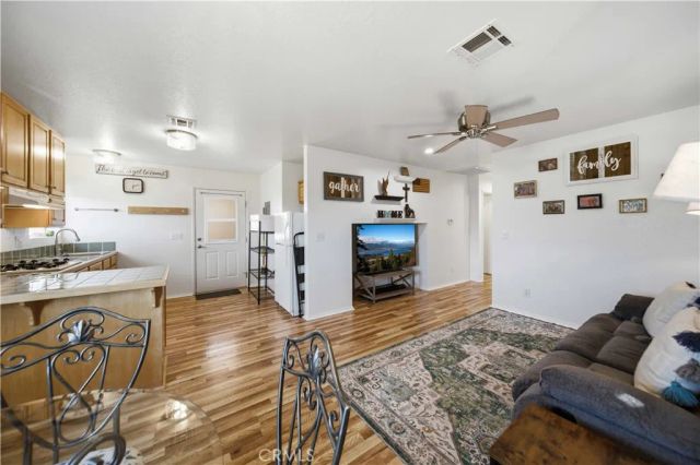 28241 Lancaster Road, Lancaster, CA 93536