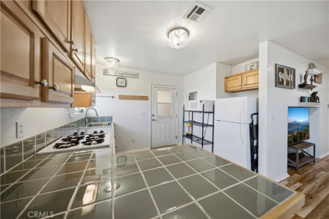 28241 Lancaster Road, Lancaster, CA 93536